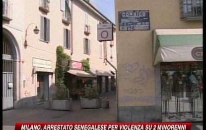 Milano, arrestato senegalese per violenza su minorenni