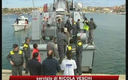 313 migranti soccorsi nel canale di Sicilia