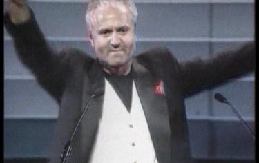 IMG_VERSACE12_548x345