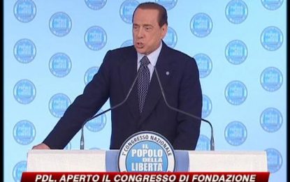 Nasce il Pdl. Berlusconi: "Puntiamo al 51 per cento"