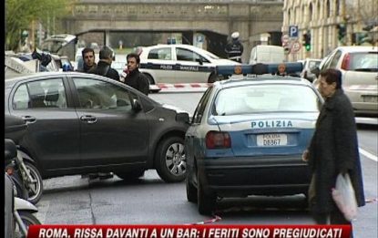 Uno sguardo di troppo: uomo accoltellato a Roma