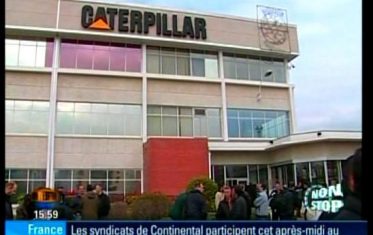 Francia, operai liberano manager Caterpillar