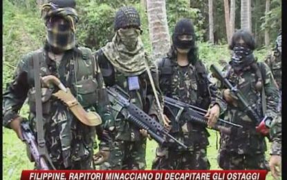 Filippine, rapitori minacciano ancora di uccidere ostaggi