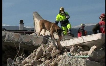 L'Abruzzo piange 207 morti, la terra urla: nuove scosse