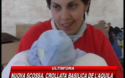 Terremoto Abruzzo, bimbo salvato dalla madre