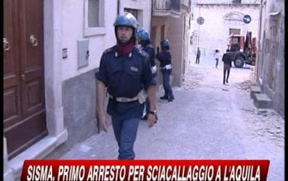 Sisma in Abruzzo, primo arresto per sciacallaggio