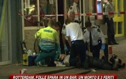 Rotterdam, folle spara in un bar: un morto e tre feriti