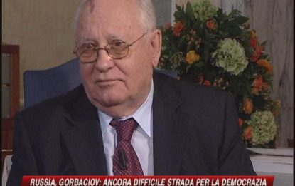Gorbacev: Obama può segnare il cambiamento