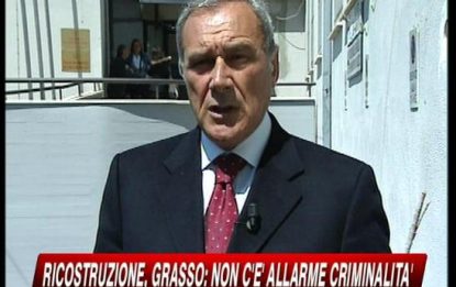 Piero Grasso dall'Aquila: non c'è allarme criminalità