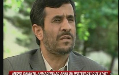 Mo, Ahmadinejad apre all'ipotesi di due Stati