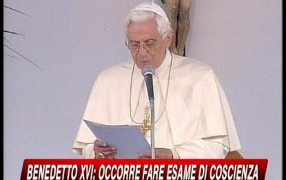 Abruzzo, il Papa: "L'Aquila tornerà a volare"