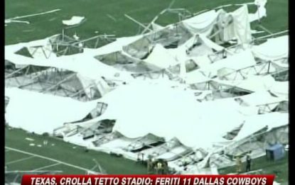 Texas, crolla tetto dello stadio: 11 giocatori feriti
