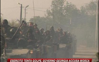 Esercito tenta golpe, governo Georgia accusa Mosca