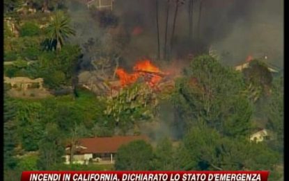 Incendi in California, dichiarato lo stato d'emergenza