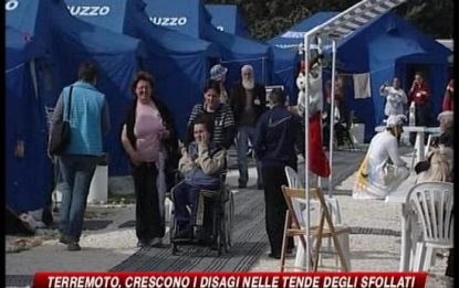 Abruzzo, crescono disagi e tensione tra gli sfollati