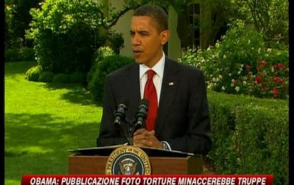 Obama: "Stop alle foto delle torture nelle prigioni"