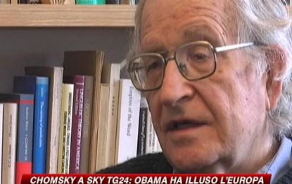 Chomsky a SKY TG24: "Obama ha illuso l'Europa"