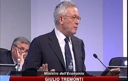 Crisi, Tremonti a Bagnasco: "Sistema Italia ha tenuto"
