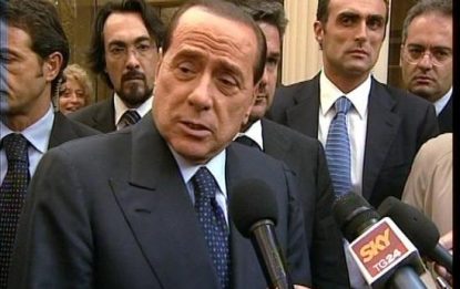 Berlusconi attacca: "Con il voto via la spazzatura"