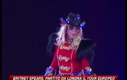 Britney Spears con il "circo" in tour per l'Europa