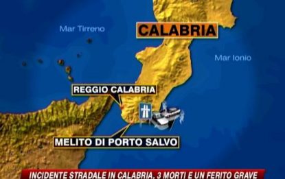 Incidente stradale in Calabria, 3 morti e un ferito