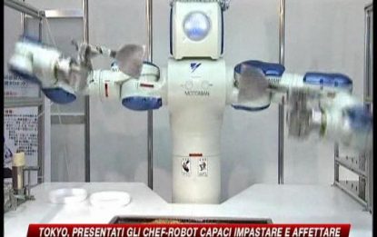 Tecnologie e cibo: a Tokyo presentati gli chef robot