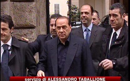 Vertice a Palazzo Grazioli, Berlusconi: "Mai pagato donne"