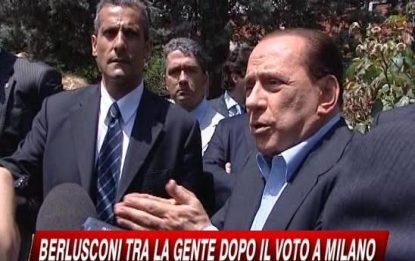 Berlusconi al seggio: politica, calcio e riforme