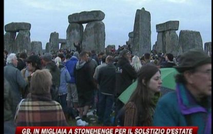 Gb, in migliaia a Stonehenge per il solstizio d'estate
