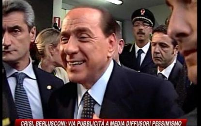 Berlusconi: "Dai giornali incentivi alla paura"
