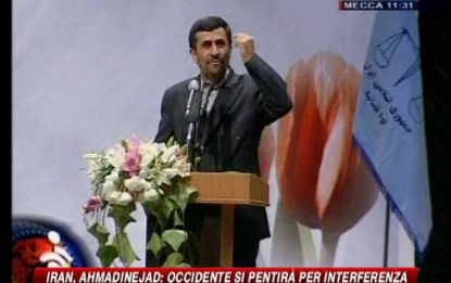 Ahmadinejad: l'Occidente si pentirà per le interferenze