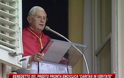 Papa: "Oggi la firma all'enciclica Caritas in veritate"