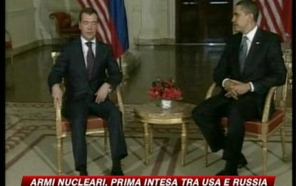 Concordato il taglio di armi nucleari tra Usa e Russia