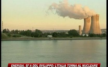 L'Italia torna al nucleare. Scajola: Paese più moderno