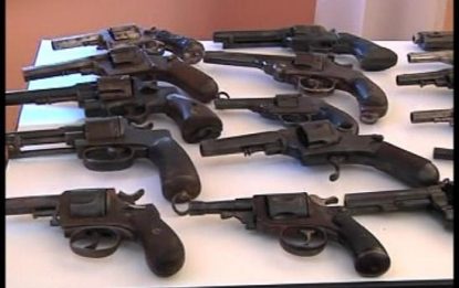 Bari, recuperate dalla polizia 27 pistole rubate