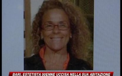 Donna uccisa a Bari, forse omicidio a sfondo sessuale