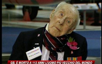 Gb, è morto a 113 anni l'uomo più vecchio del mondo