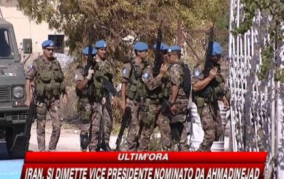 Libano, sassi contro truppe Unifil: feriti 3 italiani