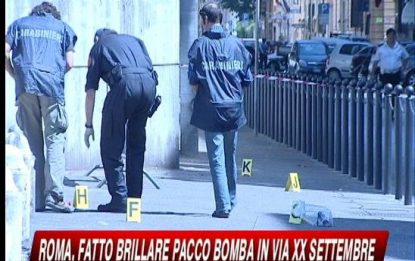 Roma, fatto brillare pacco bomba diretto a un sindacato