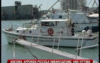 Affonda barca da pesca nell'Adriatico: un morto