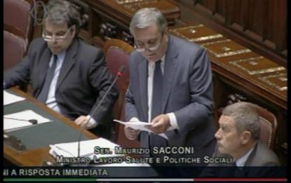 Influenza A, Sacconi: vaccineremo 15 mln di italiani