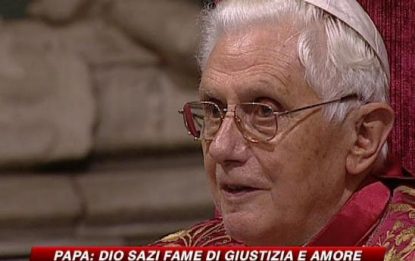 Il Papa ai fedeli: buone vacanze ma senza incidenti