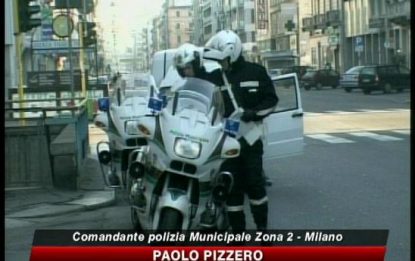 Milano,vendevano falsi pass sosta: 16 vigili denunciati