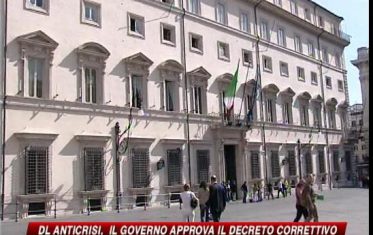 Il decreto anticrisi è legge. Opposizione all'attacco