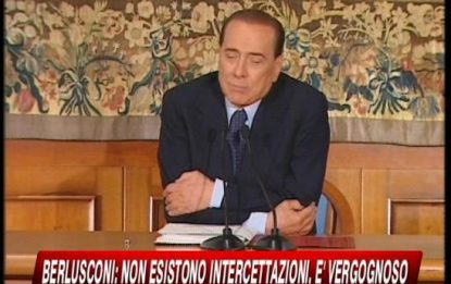 Berlusconi: "Non ho scheletri nell'armadio"