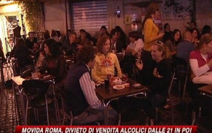 Movida a Roma, stop alla vendita di alcolici dopo le 21