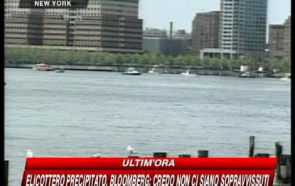 New York, elicottero con 5 italiani a bordo cade nell'Hudson