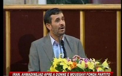 Iran, Ahmadinejad: almeno tre donne nel nuovo governo