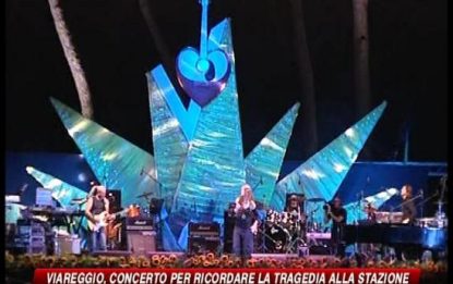 Viareggio, notte di musica per ricordare vittime strage