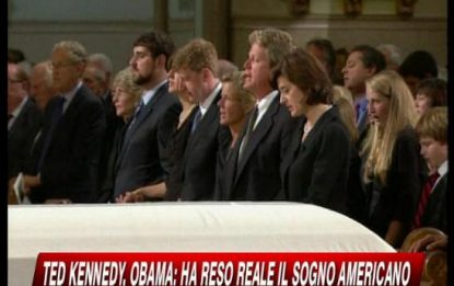 America in lutto: l'ultimo addio a Ted Kennedy